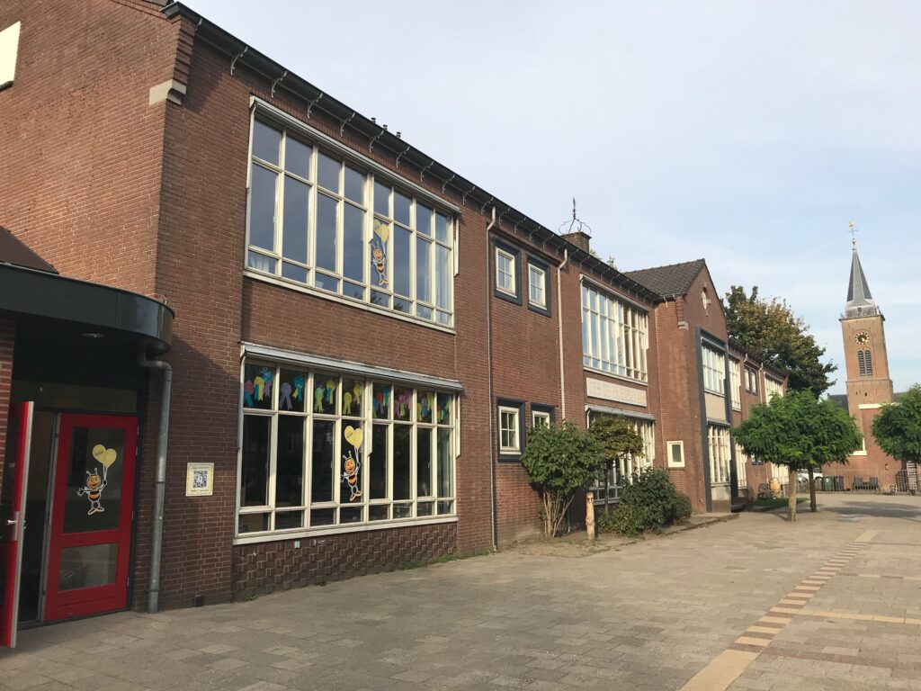 buitenkant ikc de bijenschans breukelen